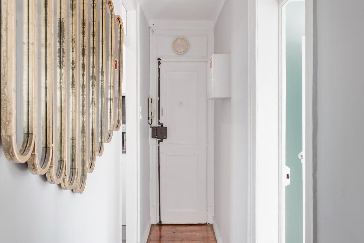 Avenida Da Liberdade Area, Bright And Newly Renovated 2 Bedroom Apartment, Lisbon Historical Center Eksteriør bilde